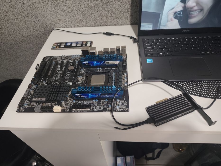 Zestaw PC: i7-3930K 4.4GHz + Gigabyte X79 + 16GB RAM + Gratisy