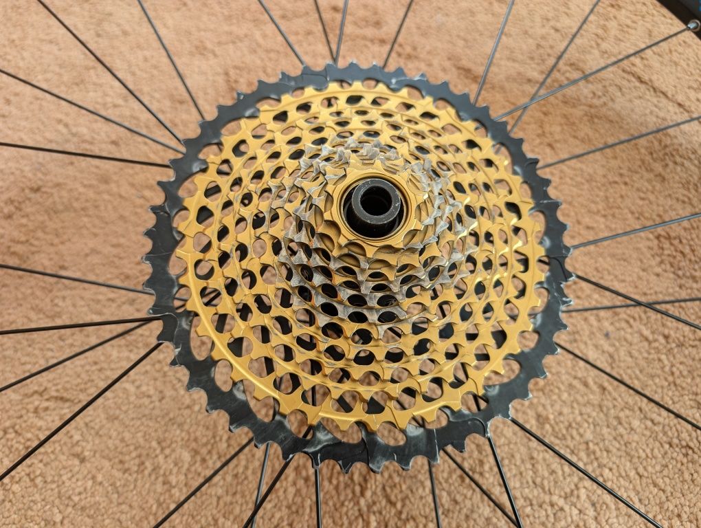 Вілсет, колеса DT Swiss 27.5 Boost 350, sram XX1, novatec