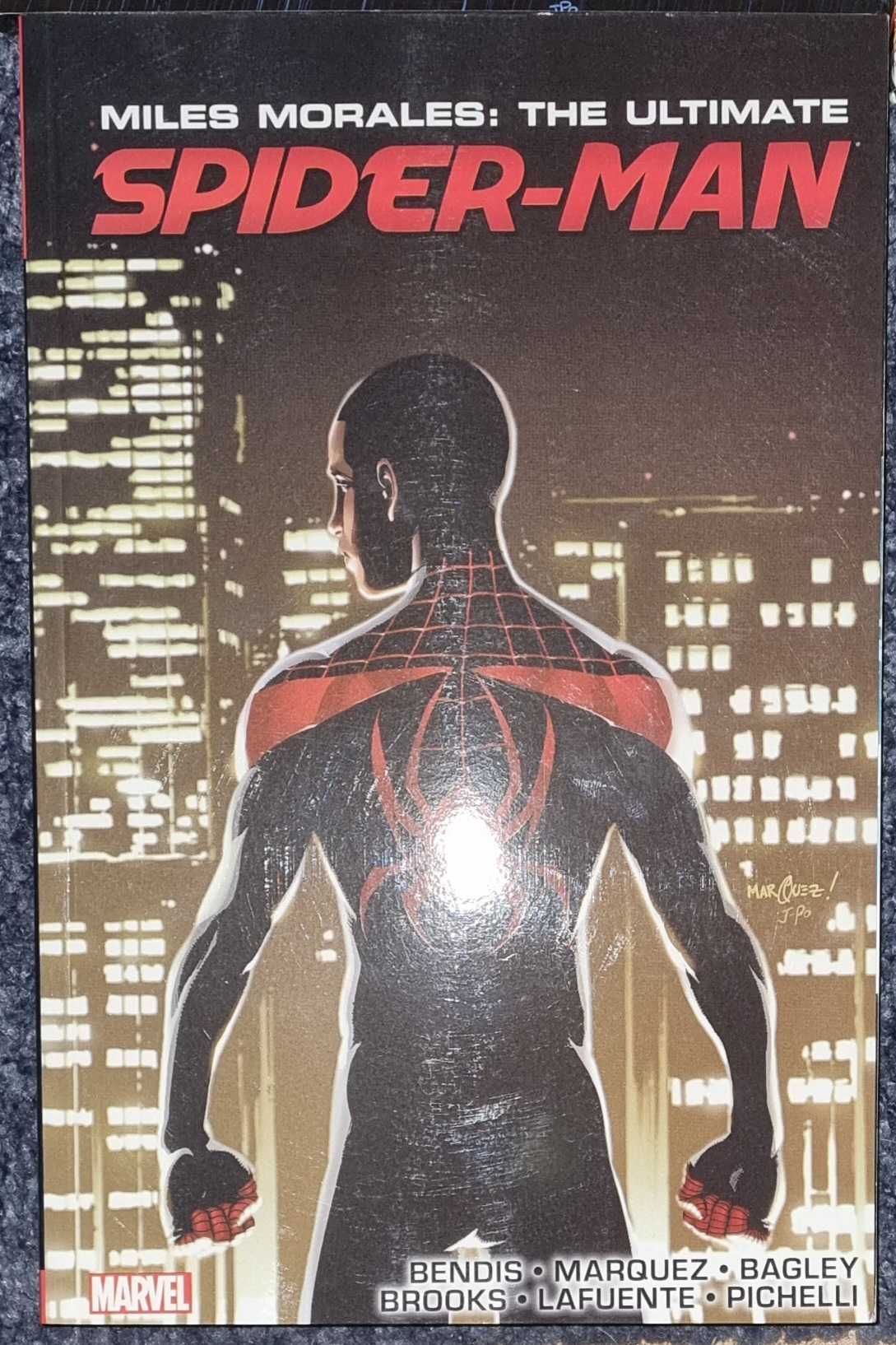 Ultimate Spider-Man / Miles Morales / Spider-Men - Bendis