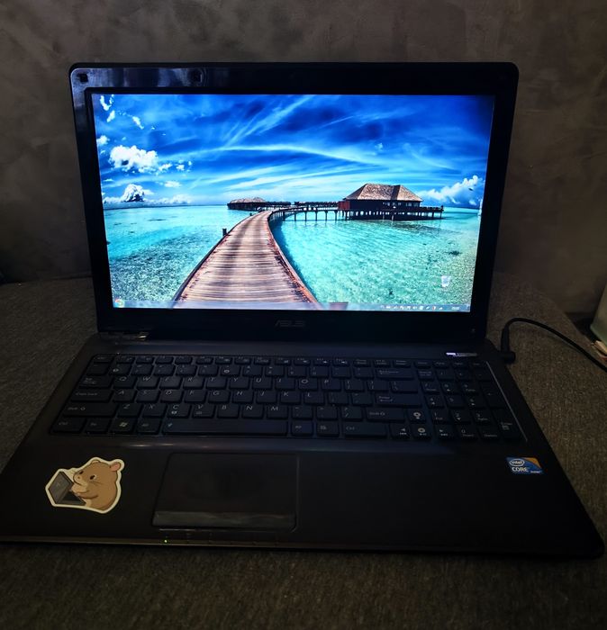 Laptop Asus win 7