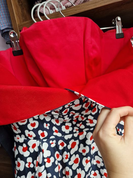 SIMPLE 40 sukienka wieczorowa fiszbiny