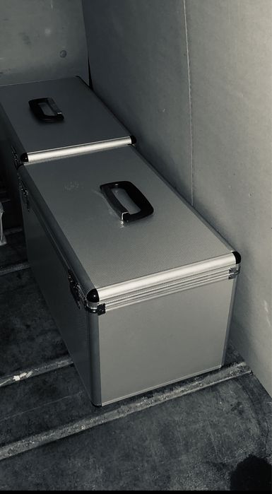 Кейс, сундук, чемодан