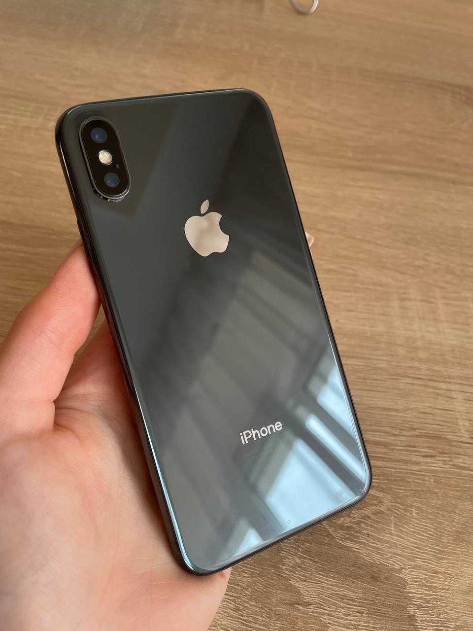 Телефон iPhone xs