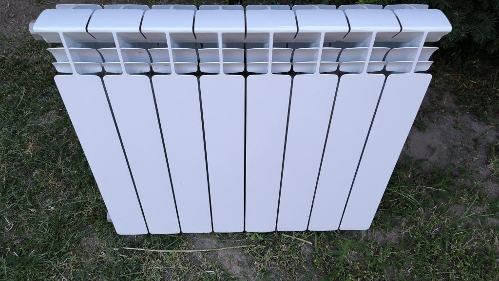 Grzejnik aluminiowy biały - żeberko