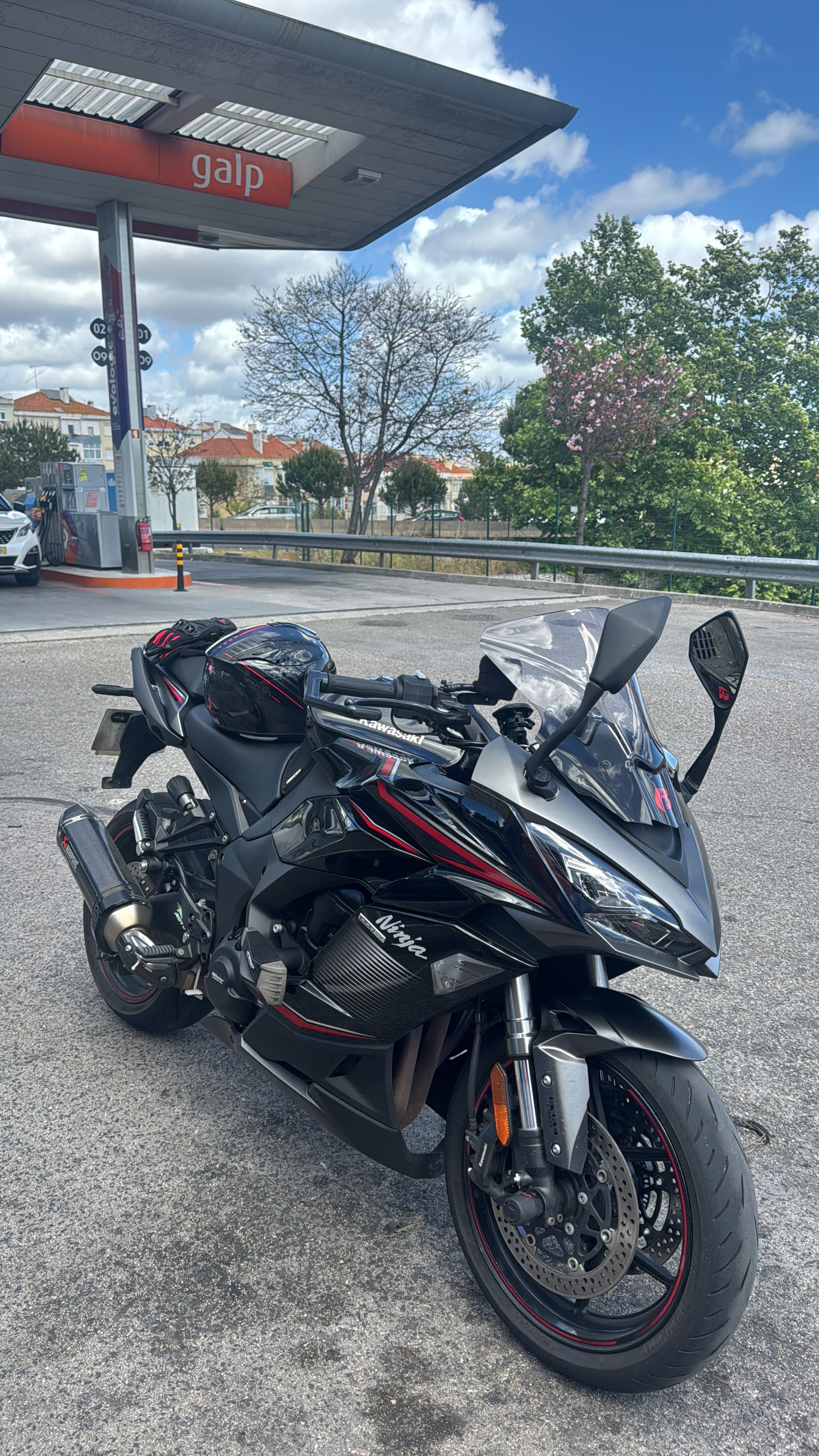 Kawasaki Ninja 1000 SX