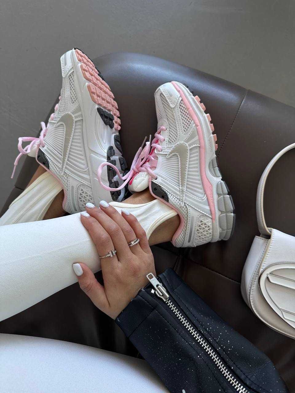 Кросівки Nike Zoom Vomero 5 Metillac PInk premium