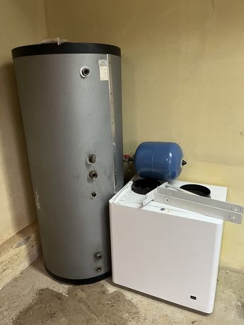 Pompa ciepła z bojlerem powietrze - woda HPI-4 boiler SW 300