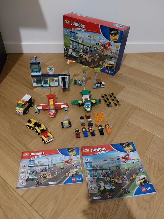 Lego juniors 10764 Lotnisko