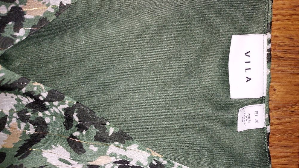 Продам платье 50й -52 размер