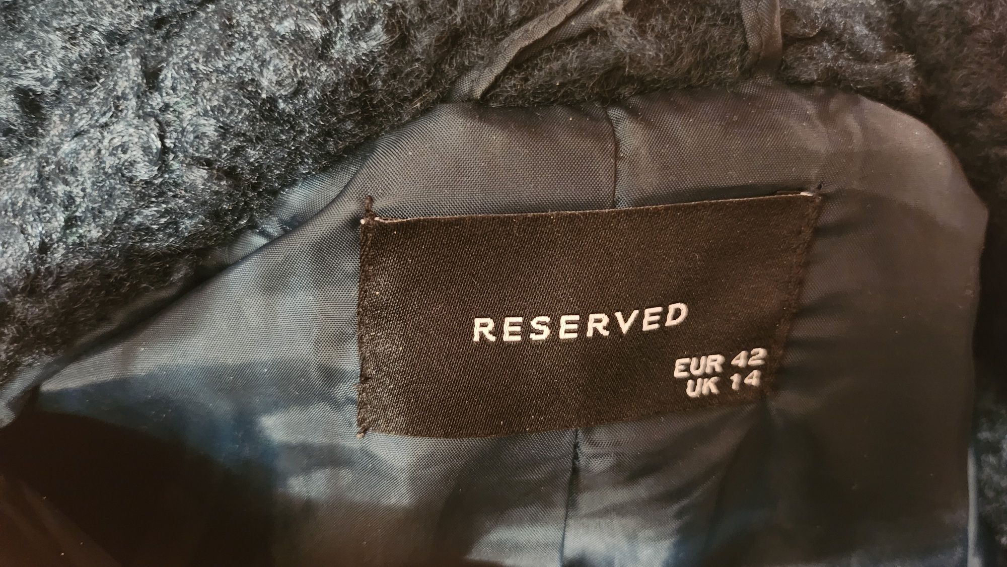 Płaszczyk kożuszek Reserved