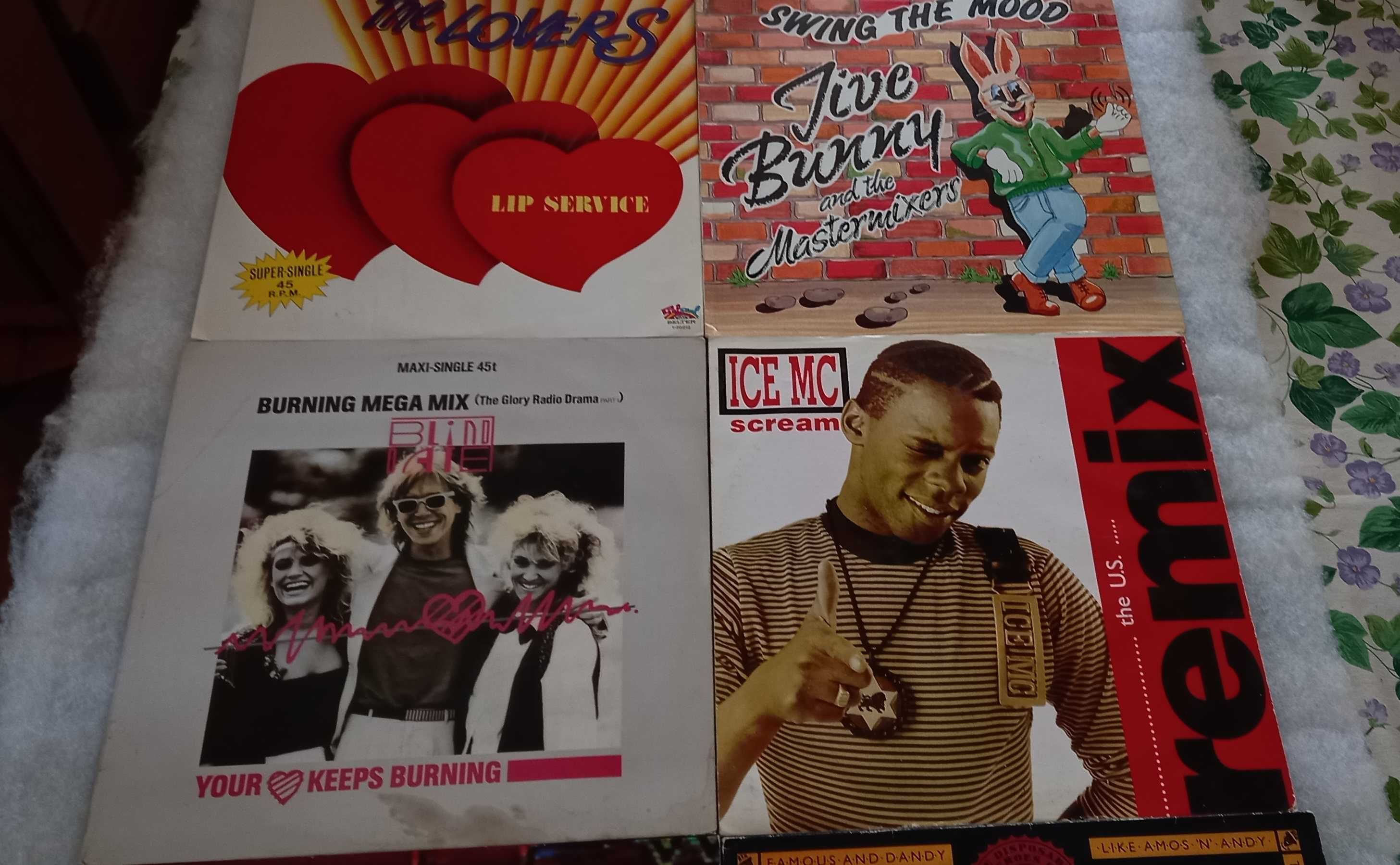 Vários discos LP e Maxis de Funk, Pop, Rock, Soul, Disco
