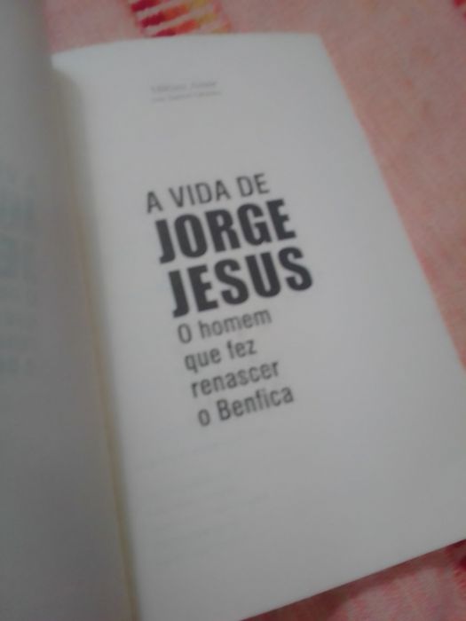 Livro Jorge Jesus excelente estado só 5€