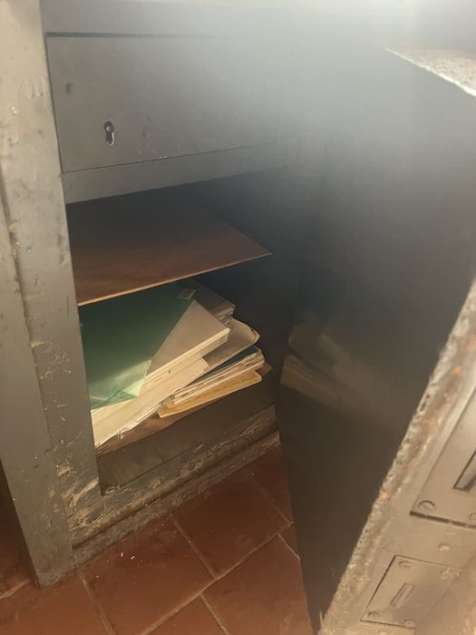 Сейф канцелярський