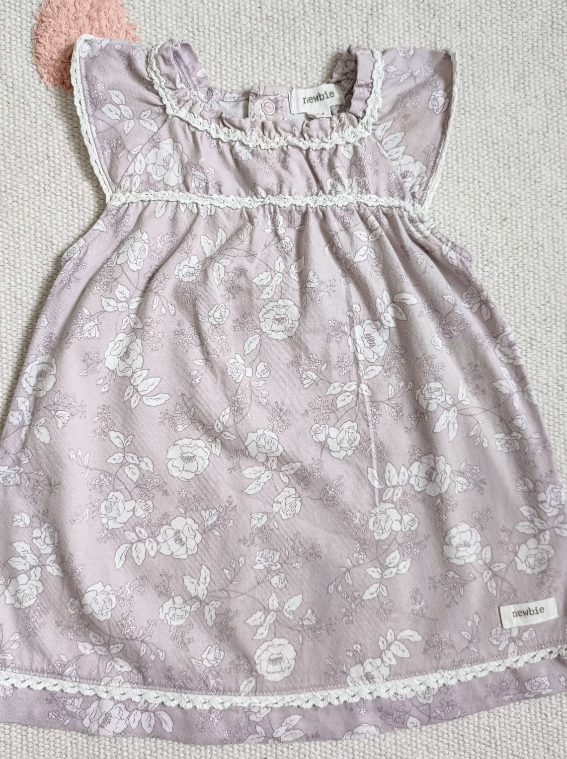 Sukienka Newbie 74