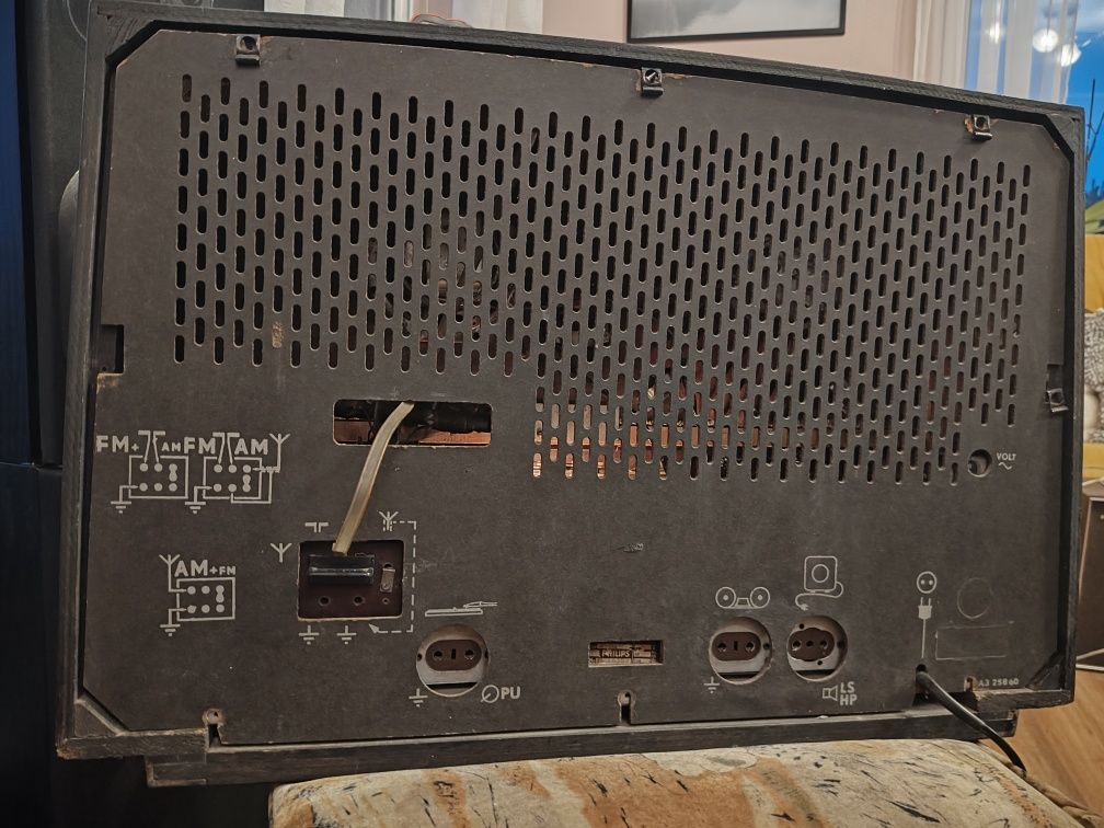 Radio lampowe Philips B6X63A
