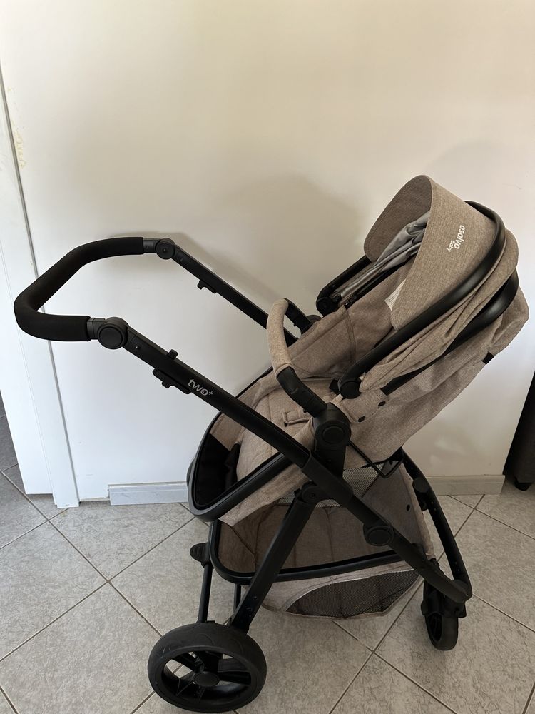 Carrinho de Bebe Two+ conversivel em Trio
