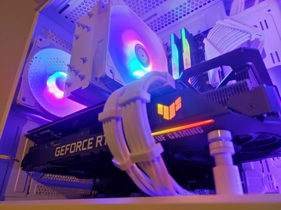 PC Gaming Ryzen 7500F • RTX 3070 • 32GB 6800 • 1TB NVMe • ARGB Branco
