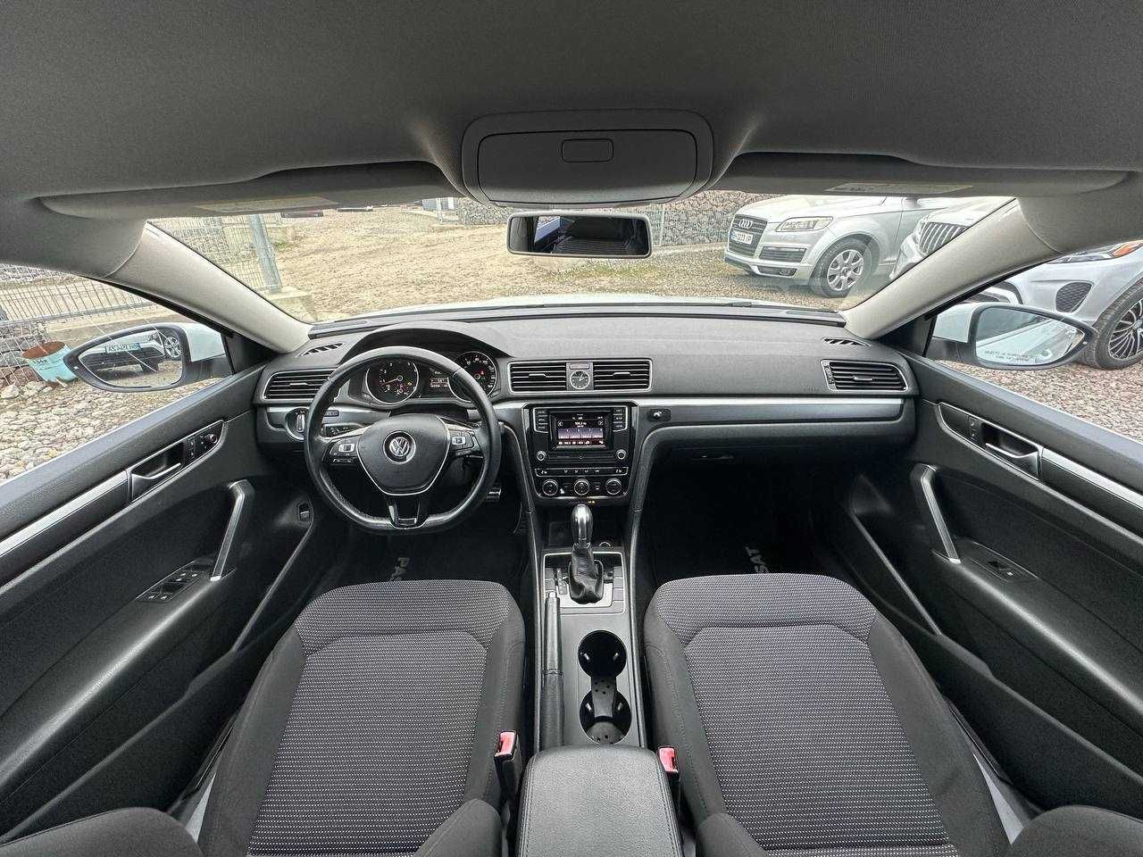 Авто Volkswagen Passat 2016