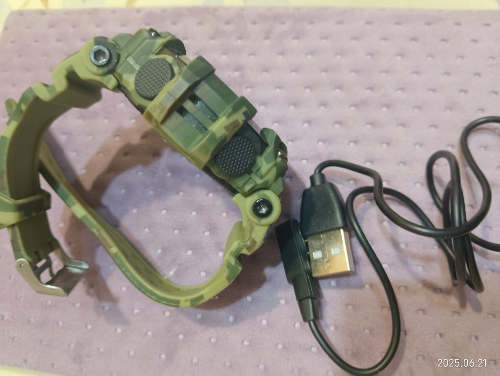 Смарт часы Skmei S231 с влагозащитой IP67 Army Green