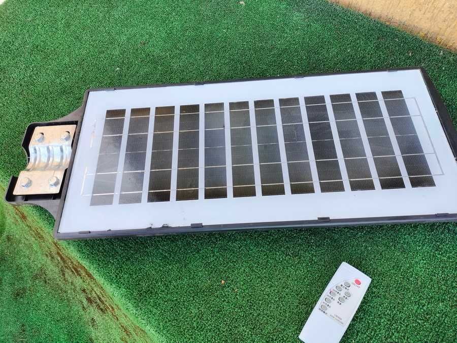 Lampa solarna uliczna bardzo mocna 1200 watt z pilotem nowa sprawna ja
