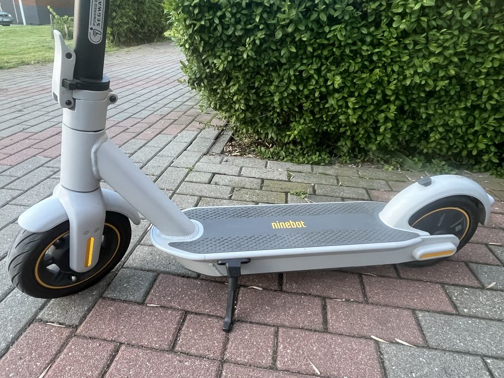 Hulajnoga Segway Ninebot G30LE