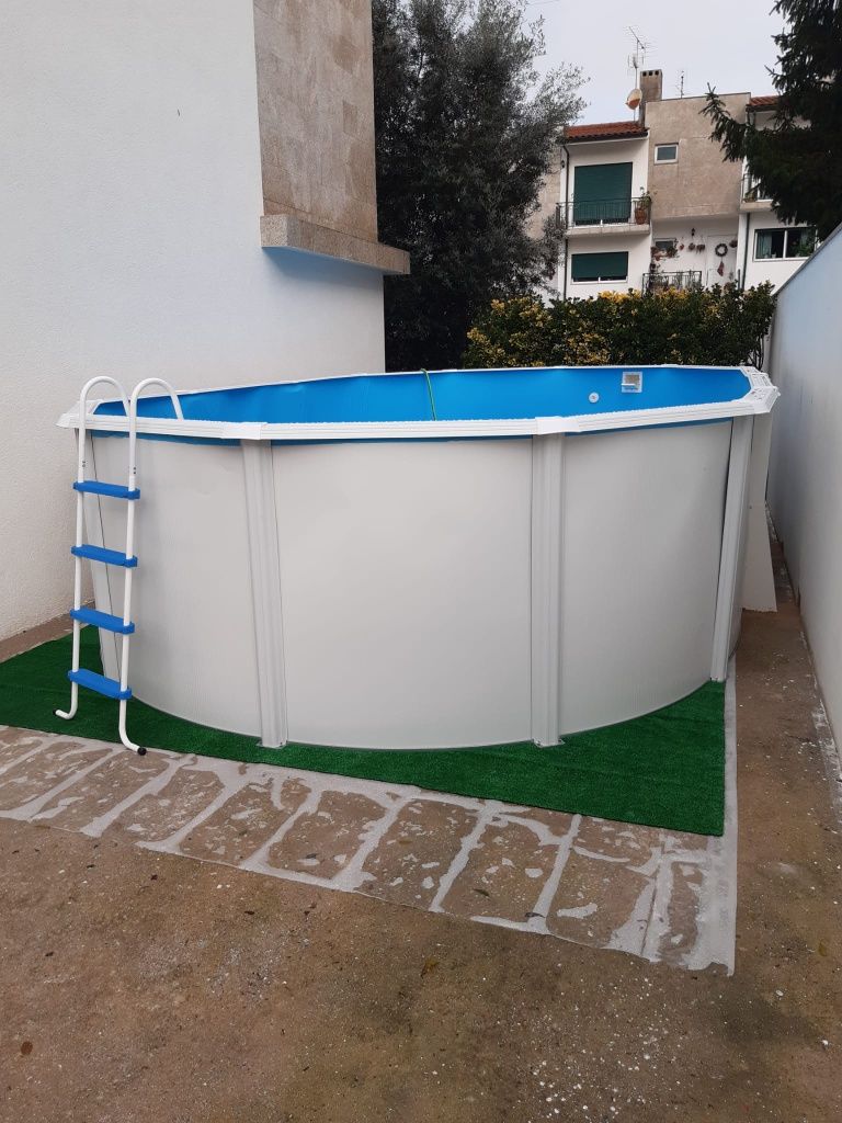 Piscinas pré-fabricadas
