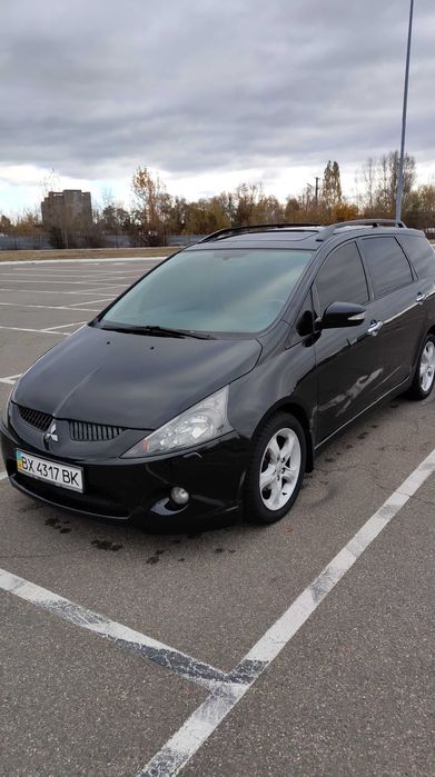 Mitsubishi Grandis Макс комплектація Шкіра  6 місць