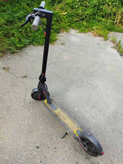 Електросамокат Gemix GM6 Dark Grey