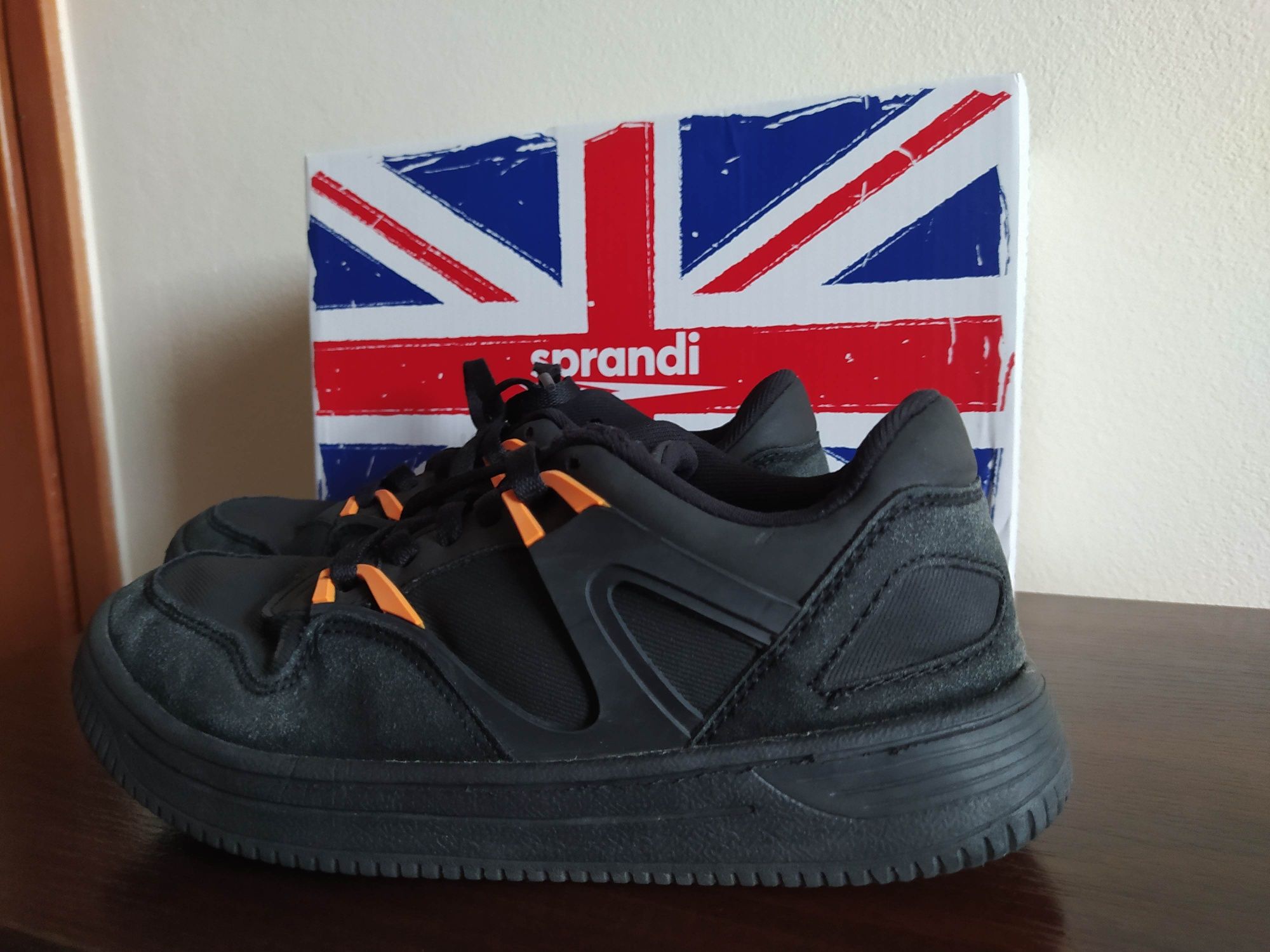 SPRANDI  buty sportowe sneakersy rozm.37