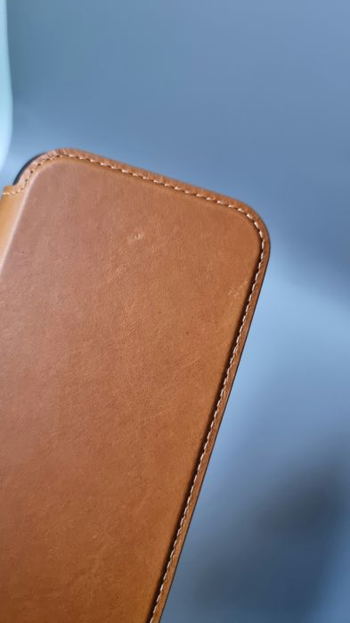 Etui SHIELDON do iPhone 16 Pro 6,3. skórzane