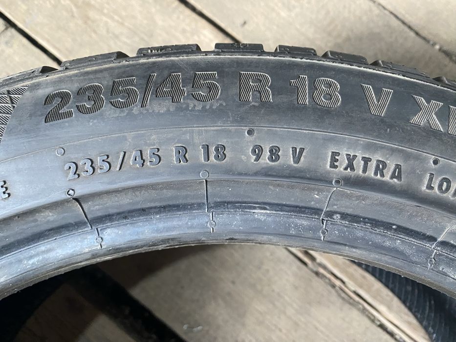 2шт 235/45R18 Continental WinterContact TS850P