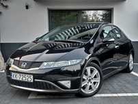 Honda Civic VIII 1.8 i-Vtec (140KM) * Lift * Niski Przebieg *