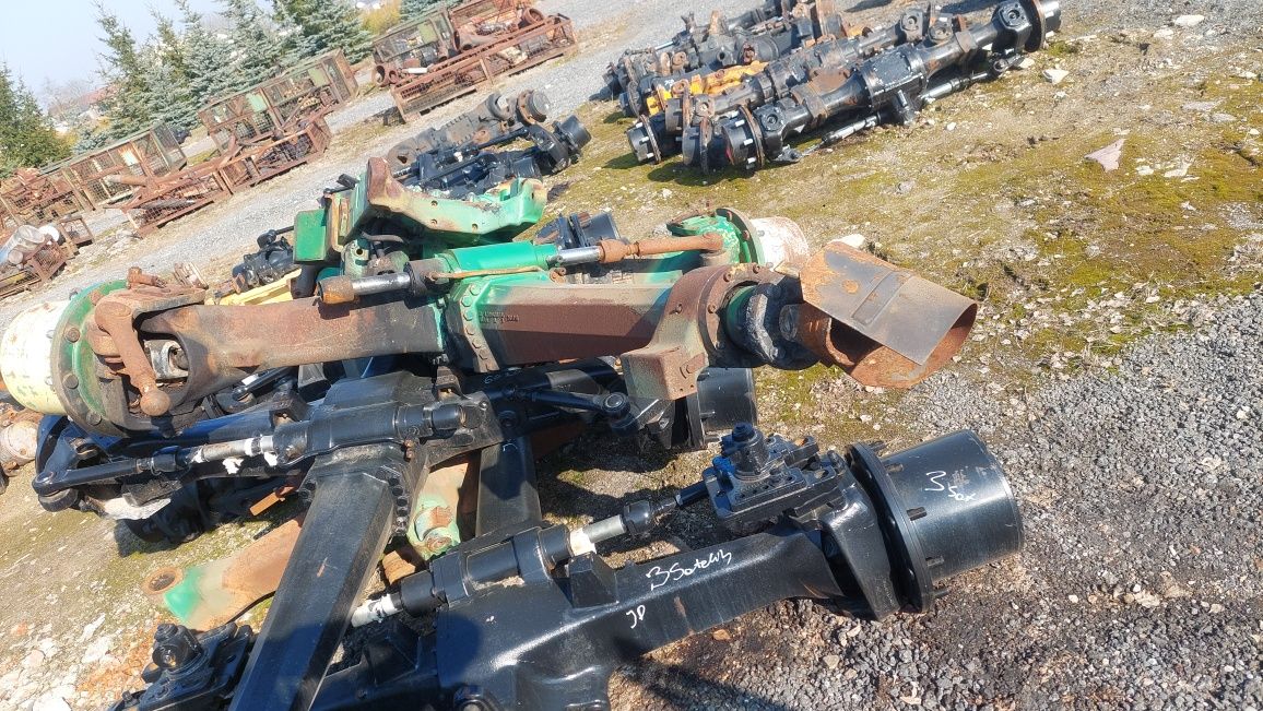 Przedni naped john deere 6930