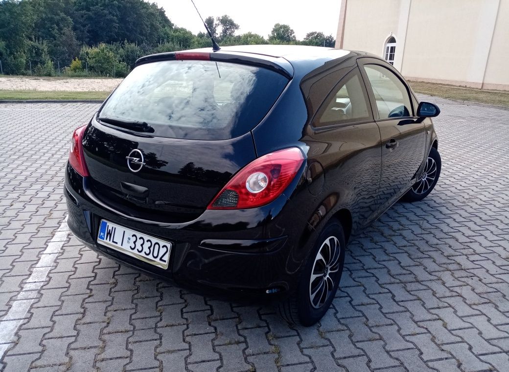 Opel Corsa 1.2 długie opłaty, bagażnik rowerowy