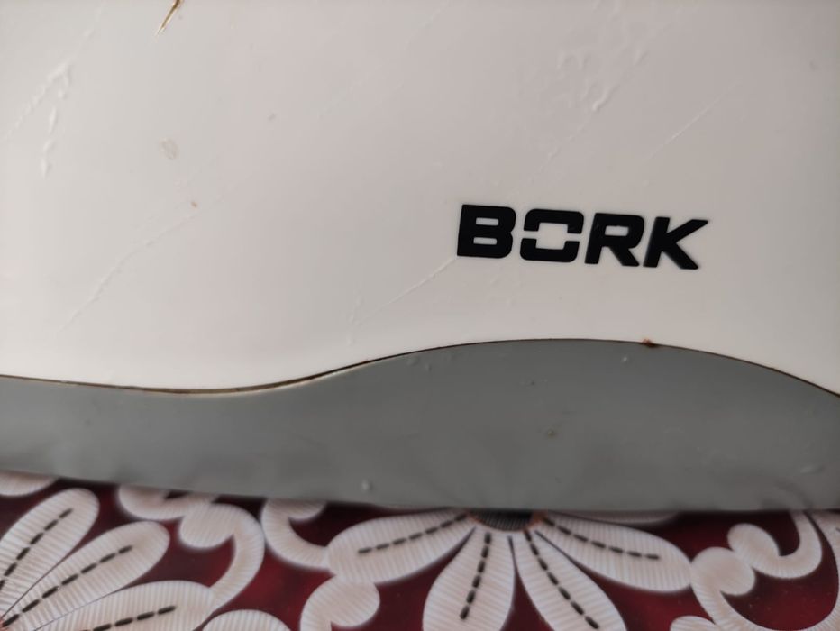 Електром'ясорубка BORK MG PNP 1010 WT