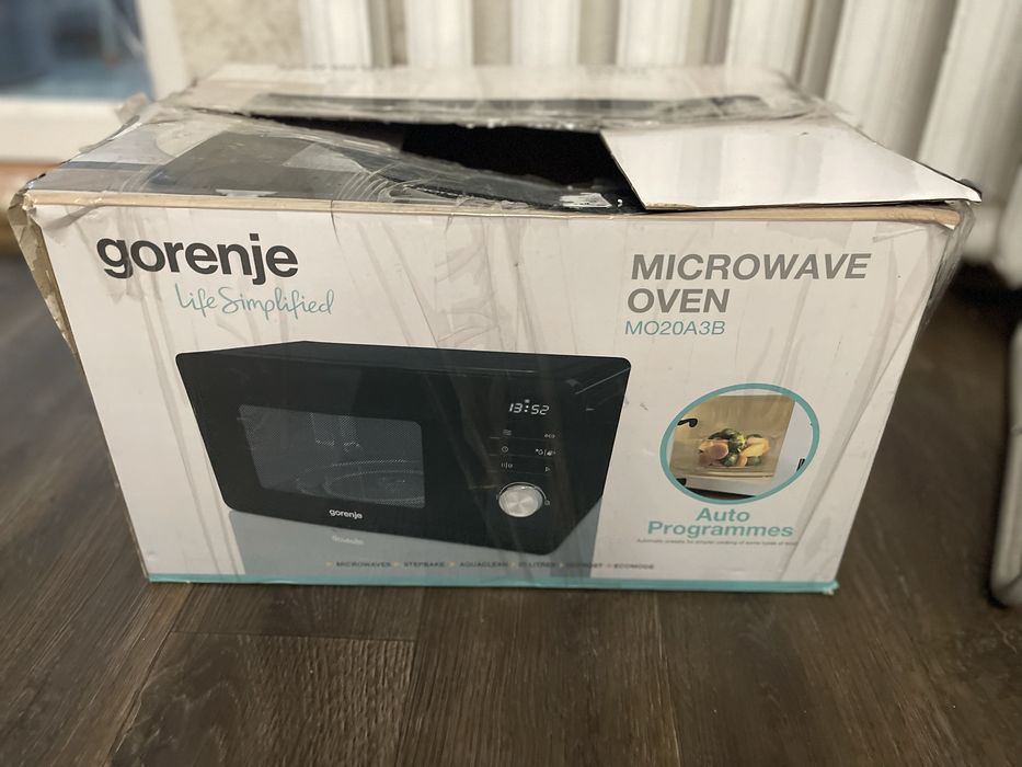Мікроволновка Gorenje MO20A3B