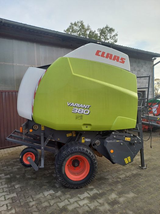 Claas variant 380 prasa rolująca