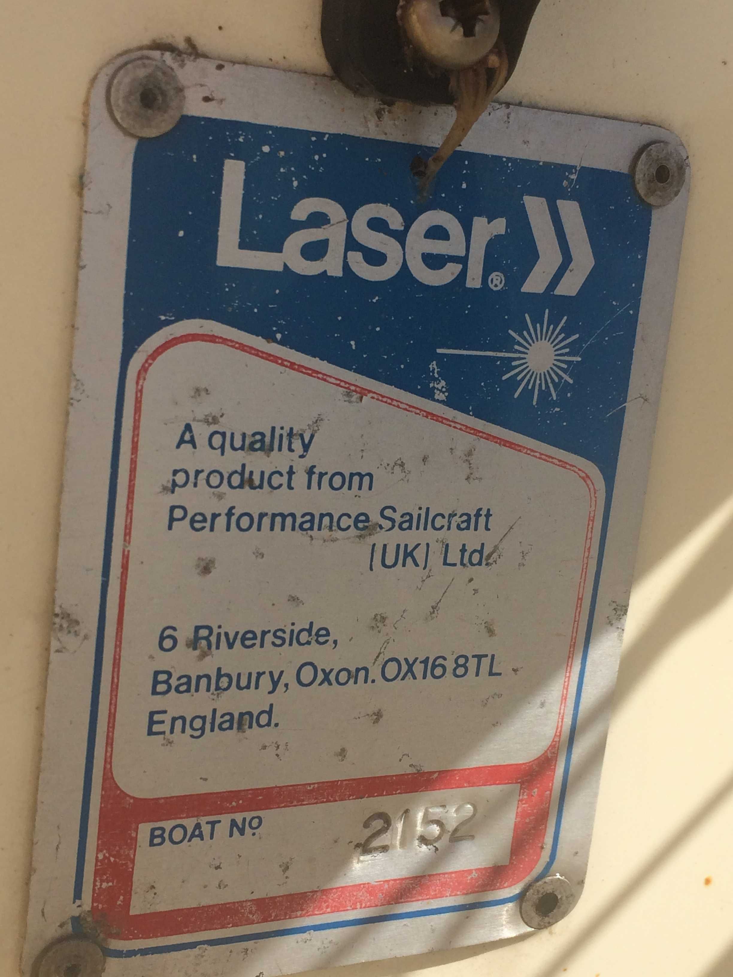 Embarcação à vela Laser 2