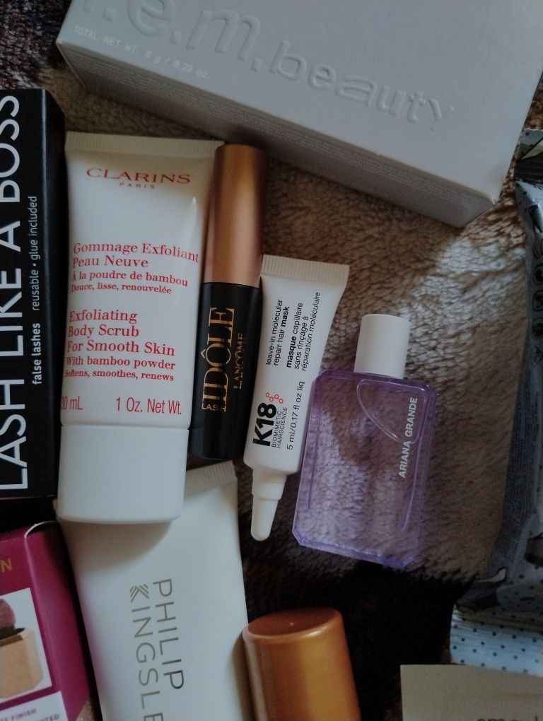 Zestaw nowe kosmetyki rem ariana clarins douglas k18 sephora