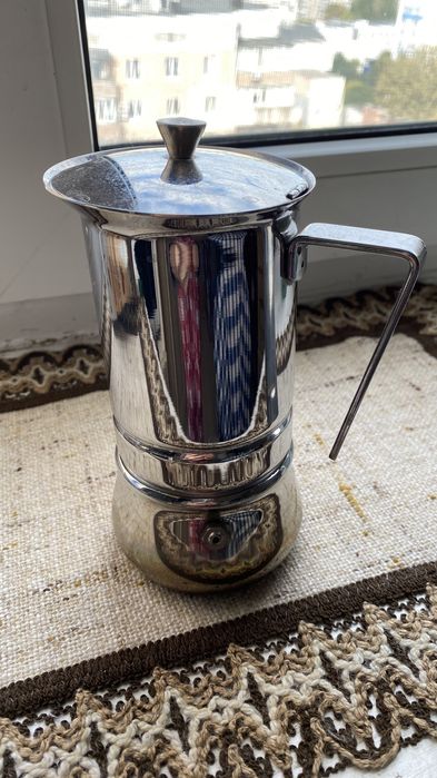 Гейзерная кофеварка Италия