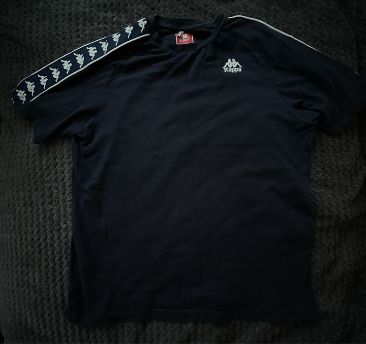 Продам футболку Kappa на лампасах S-M