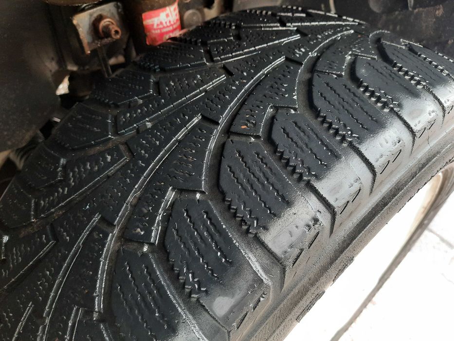 2 шины без дисков NORDMAN RS 205/55 R16 Пара Зимние 94R XL M+S Зимові