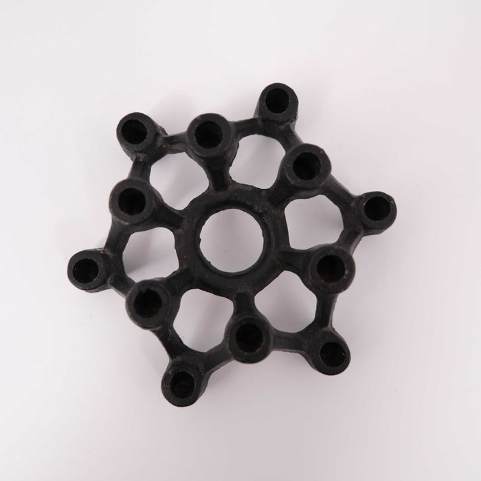 Świecznik, czarny brutalistyczny, żeliwny, Japonia.