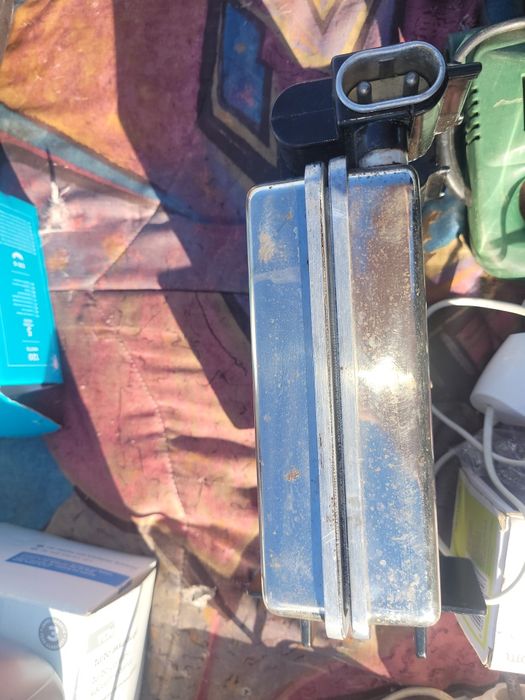 Електровафельниця