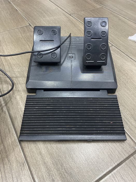 Продам руль підходи як на PlayStation так і на комп’ютер