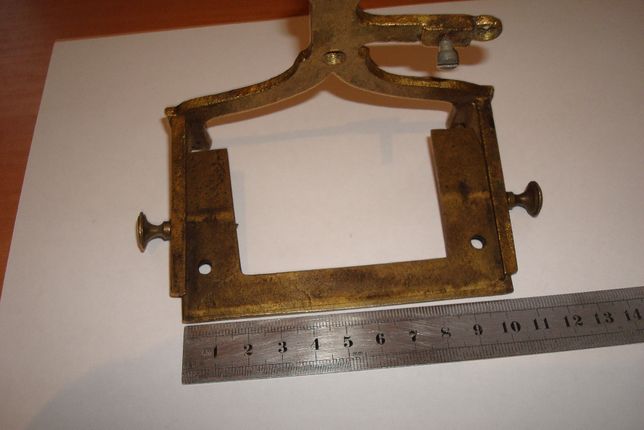 подставка, выдвигающаяся планка бронзовая на старинные настенные часы