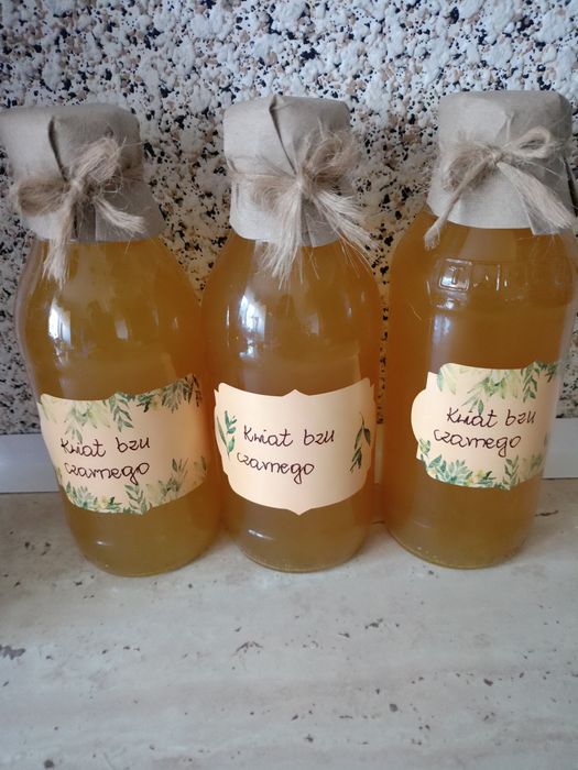 Syrop z kwiatów czarnego bzu