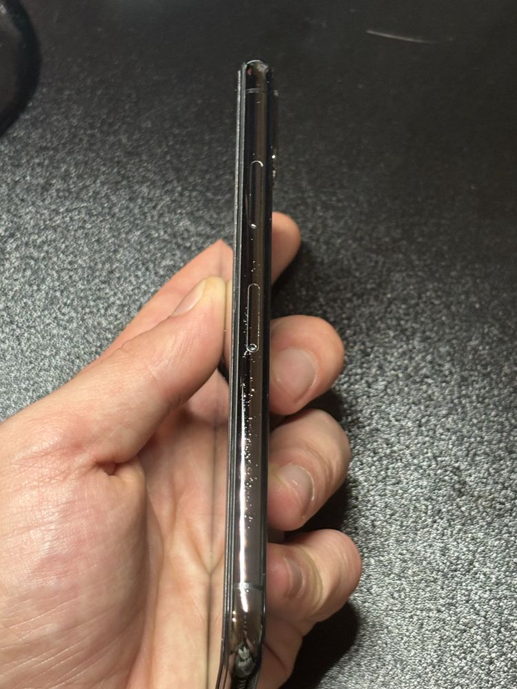 Продам iPhone X 64gb