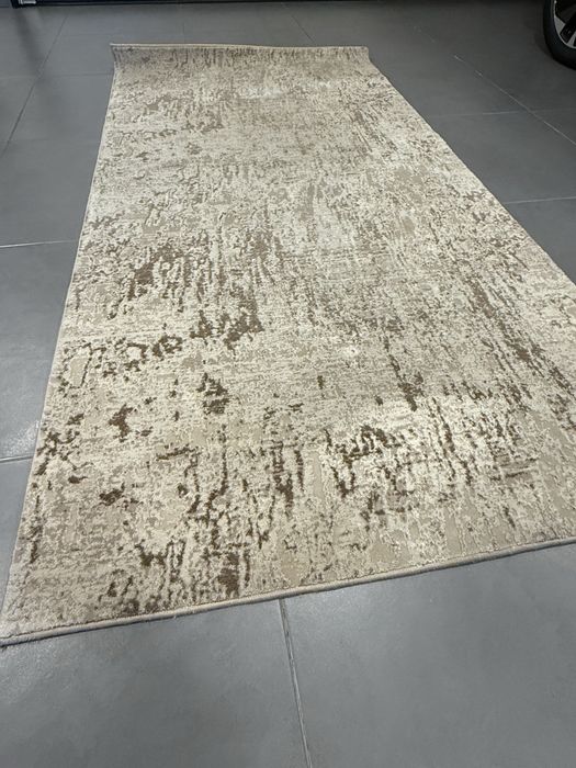 Tapete  em excelente estado