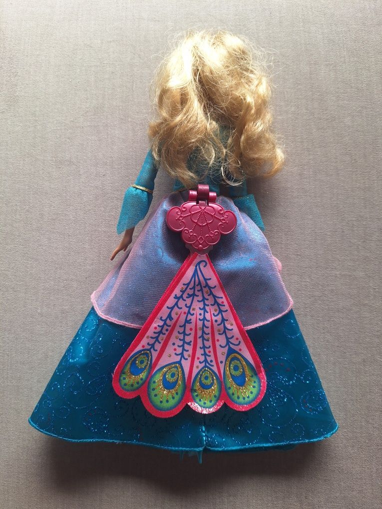 Barbie as The Island Princess - Rosella (canta!)